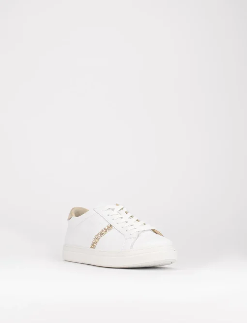 sneakers fondo gomma e soletto interno in vera pelle. Tomaia in morbida pelle bianco