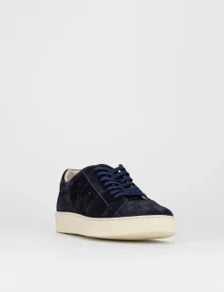 sneakers fondo gomma e soletto interno in vera pelle. tomaia in morbida pelle blu