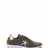 sneakers fondo in gomma e soletto interno in vera pelle. Tomaia in bellissimo tessuto con riporti in pelle scamosciata militare