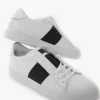 sneakers fondo in gomma e soletto interno in vera pelle. Tomaia in morbidissima pelle nappata bianco