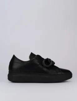 Sneakers tacco 1cm pelle nero