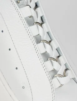 snkrs fondo gomma e soletto interno in vera pelle. tomaia in morbida pelle bianco
