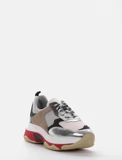 Snkrs fondo rosso