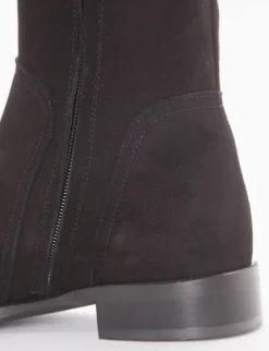 Stivale con fondo gomma e soletto in vera pelle nero