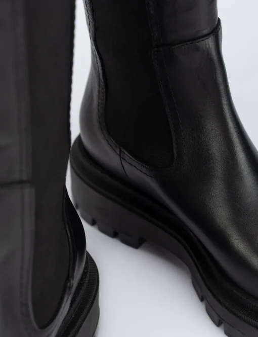 Stivale tacco 2 cm nero pelle