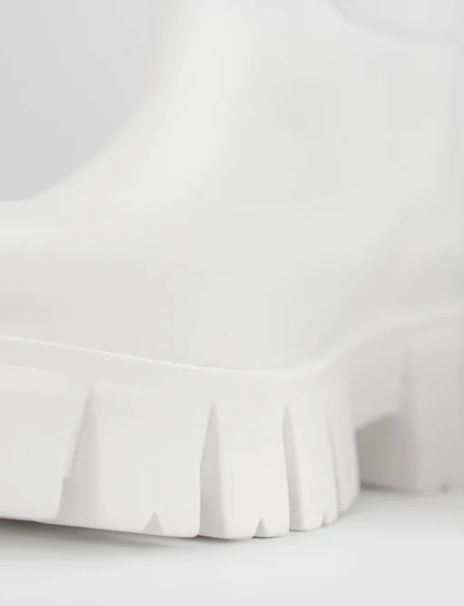Stivale tacco 1 cm bianco pelle