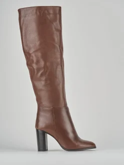 Stivale tacco 9 cm marrone pelle