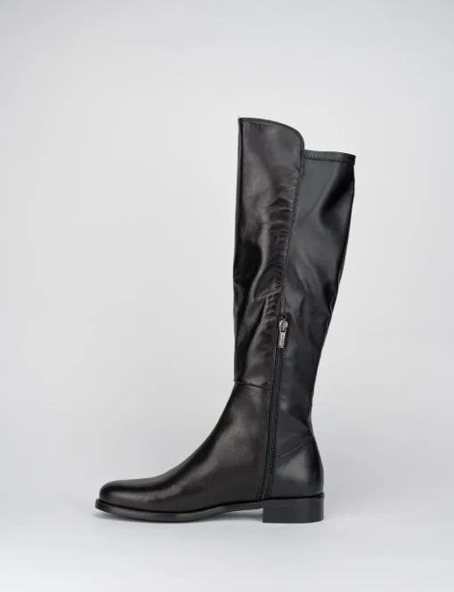 stivale tacco 2 cm nero