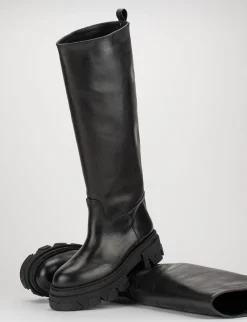 Stivale tacco 2 cm nero