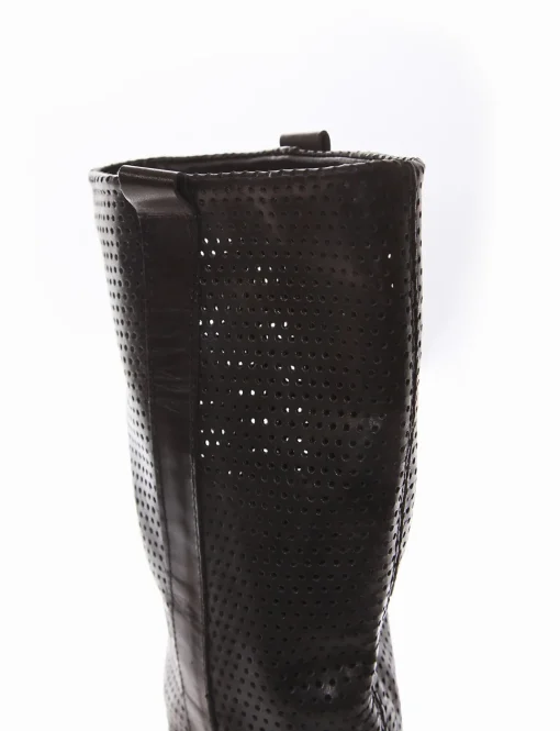 stivale tacco 2 cm nero
