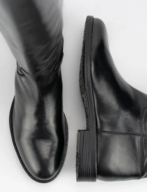 Stivale tacco 2 cm nero