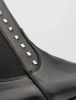 Stivale tacco 2 cm nero