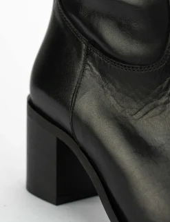 Stivale tacco 6 cm nero