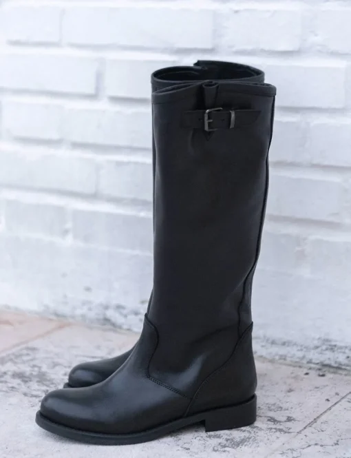 Stivale tacco 2 cm nero