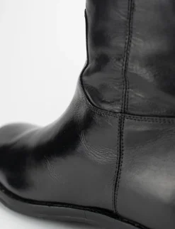 Stivale tacco 2 cm nero