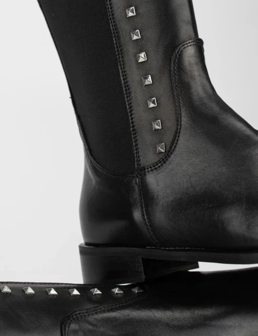 Stivale tacco 2 cm nero