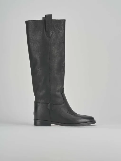 Stivale tacco 2 cm nero pelle