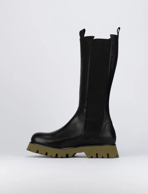 Stivale tacco 2 cm nero pelle