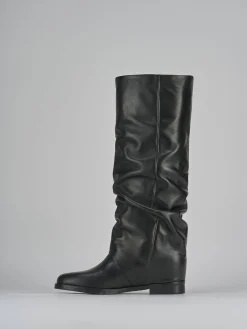 Stivale tacco 2 cm nero pelle