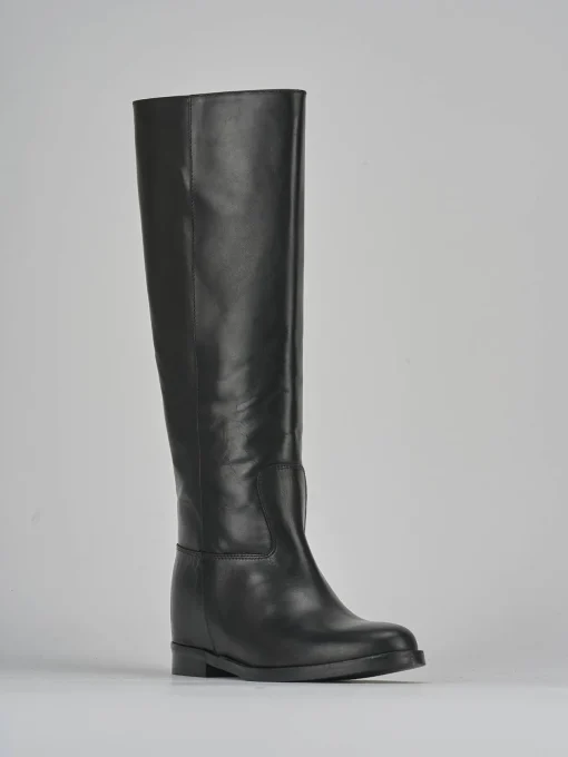 Stivale tacco 2 cm nero pelle
