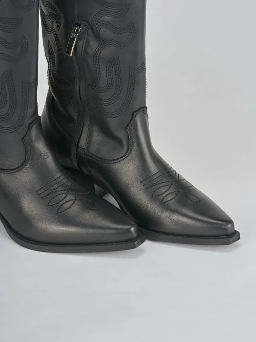 Stivale tacco 4 cm nero pelle
