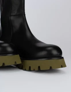 Stivale tacco 2 cm nero pelle