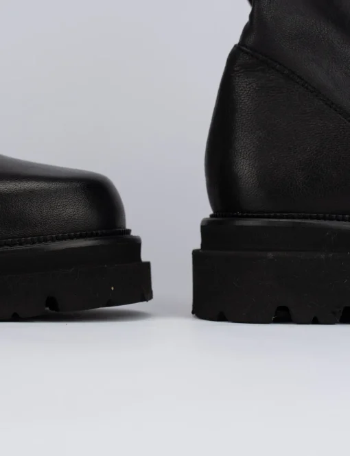 Stivale tacco 2 cm nero pelle