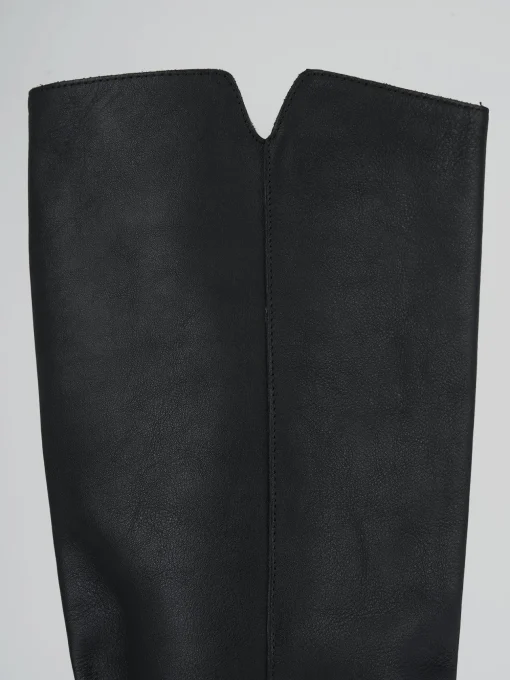 Stivale tacco 2 cm nero pelle