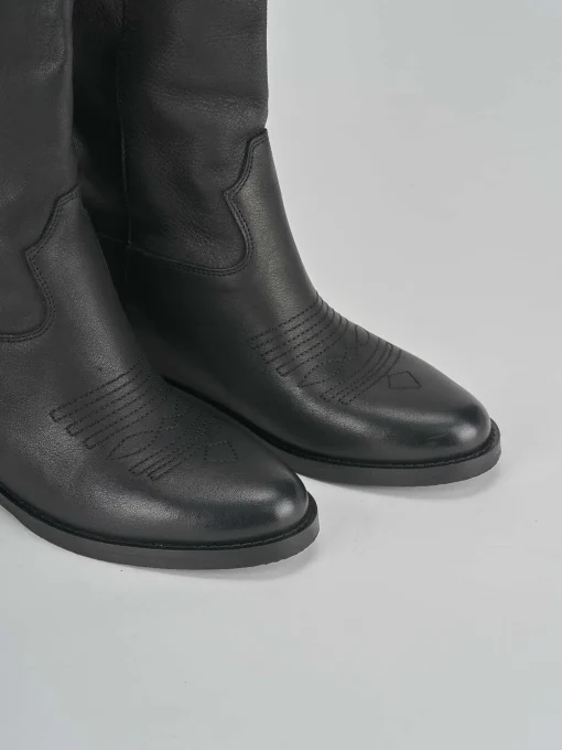 Stivale tacco 2 cm nero pelle