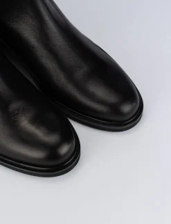 Stivale tacco 2 cm nero pelle