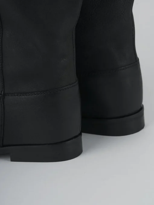Stivale tacco 2 cm nero pelle