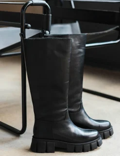 Stivale tacco 1 cm nero pelle