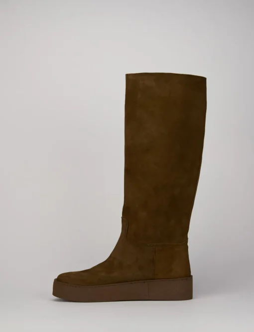 Stivale tacco 1 cm testa camoscio