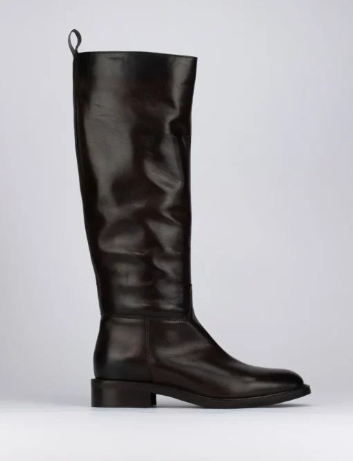 Stivale tacco 2 cm testa pelle