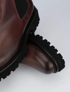 Stivale tronchetto chelsea tacco 2 cm bordo' pelle