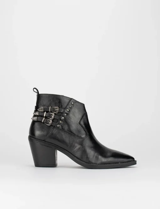 Stivale tronchetto tacco 5 cm nero
