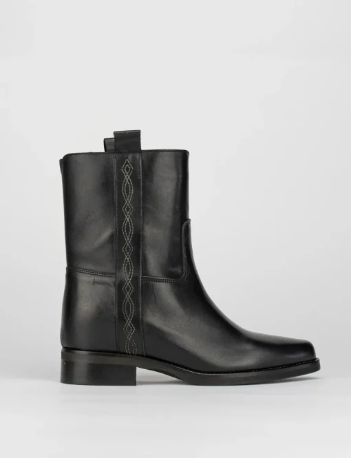 Stivale tronchetto tacco 5 cm nero