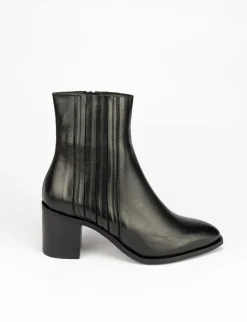 Stivale tronchetto tacco 7 cm nero