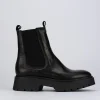 Stivale tronchetto tacco 2 cm nero pelle