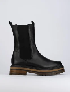 Stivale tronchetto tacco 2 cm nero pelle