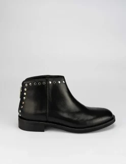 Stivale tronchetto tacco 2 cm nero