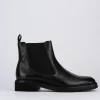 Stivale tronchetto tacco 2 cm nero pelle