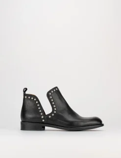 Stivale tronchetto tacco 1 cm nero