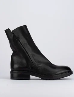 Stivale tronchetto tacco 1 cm nero pelle