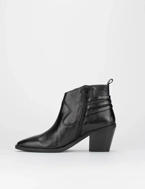Stivale tronchetto tacco 5 cm nero