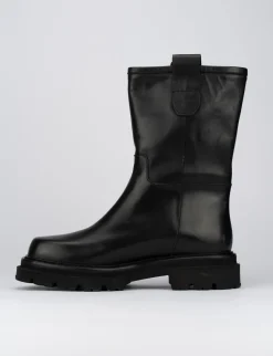 Stivale tronchetto tacco 2cm nero pelle