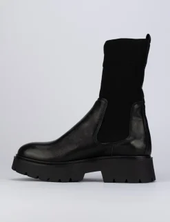 Stivale tronchetto tacco 1 cm nero pelle