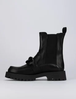 Stivale tronchetto tacco 1 cm nero pelle