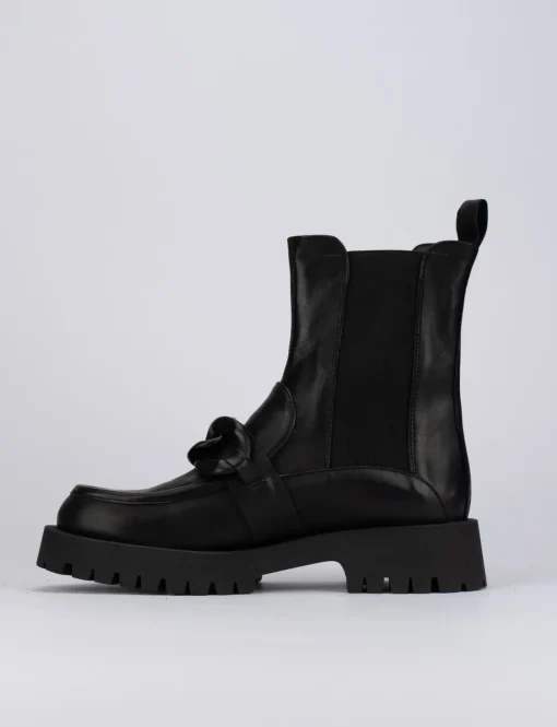 Stivale tronchetto tacco 1 cm nero pelle