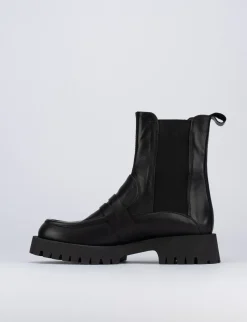Stivale tronchetto tacco 1 cm nero pelle